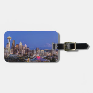 Etiqueta De Bagagem Seattle, centro e Mt. Rainier ao crepúsculo
