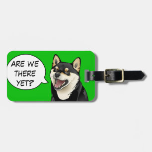 Etiqueta De Bagagem Tag customizável feliz do cão preto e tan de Shi