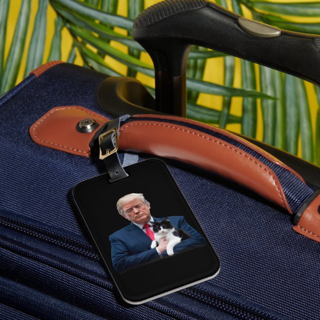 Etiqueta De Bagagem Trump 2024 Cat MAGA Funny Trump Cat (Frente Insitu 1)