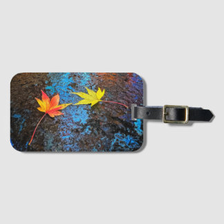 Etiqueta De Bagagem Vibrant Fallen Maple Leaves