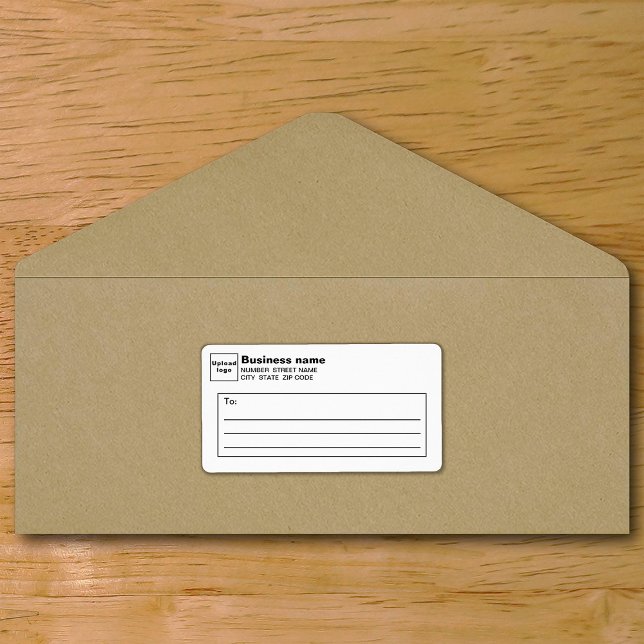 Etiqueta de Entrega de Negócios Brancos (White business shipping label on envelope)