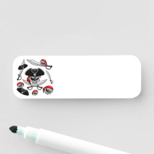 Etiqueta De Nome Crânio Pirata com Sabers Cruzados