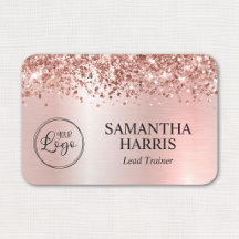 Logotipo Glam de Rosa Pastel Brilhante e Dourado R
