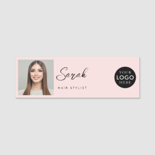 Etiqueta De Nome Logotipo Rosa Bege Foto Salão de Cabelo Funcionári