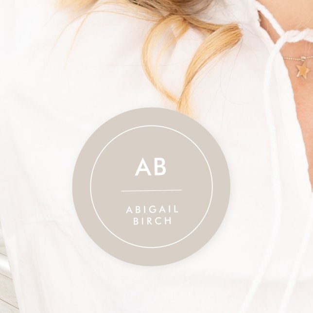 Etiqueta De Nome Monograma Moderno Mínimo Taupe Natural (Criador carregado)