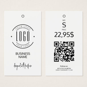Etiqueta de roupa pendurada com código QR preto e