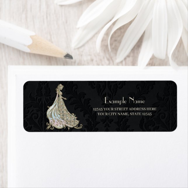 Etiqueta Elegância em ouro e preto. (Insitu)