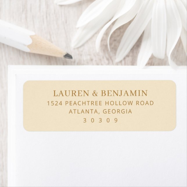 Etiqueta Elegant Beige Minimalist Invitation (Insitu)