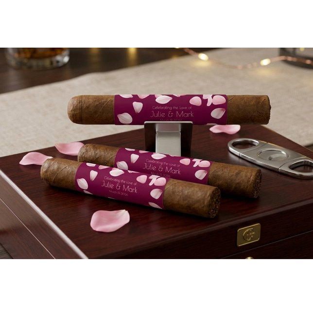 Etiqueta Elegant Burgundy Petals Wedding Custom Cigar Wrap (Criador carregado)