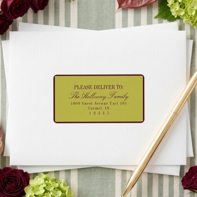 Etiqueta Elegant Script Chartreuse Burgundy Formal Wedding (Elegant Script Chartreuse Burgundy Formal Wedding Label)