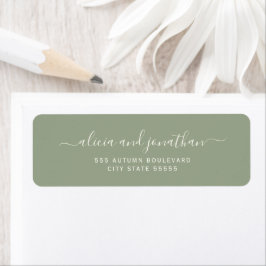Etiqueta Elegant script sage green wedding return address