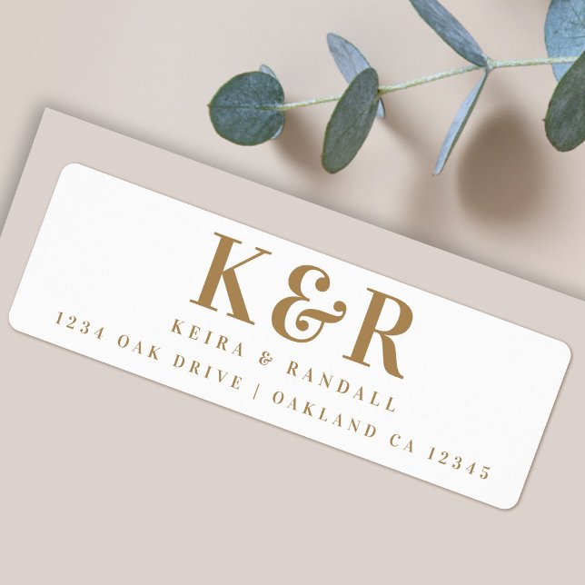 Etiqueta Endereço de devolução Dourado e Branco do Monogram (An elegant gold and white return address label, perfect for couples, wedding or everyday mail)