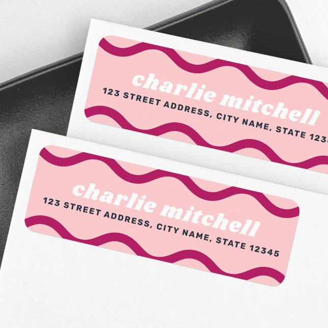 Etiqueta Endereço de devolução em linha ondulada burgundy r (Pink burgundy retro squiggly line return address label)