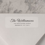 Etiqueta Endereço de Retorno de Script Simples Moderno<br><div class="desc">Etiqueta moderna,  mas elegante,  simples,  mas chic de retorno em escrita minimalista e tipografia moderna,  perfeita para casamentos em fundo branco simples (personalizável sob "personalizar mais".</div>