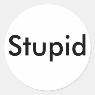 Etiqueta estúpida