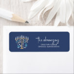 Etiqueta Hanukkah Love & Light Floral Menorah Address<br><div class="desc">Hanukkah Love & Light Floral Menorah Address label Personalize o texto personalizado acima. Você pode encontrar itens de coordenação adicionais na nossa coleção "Floral Hanukkah Menorah e Dreidel".</div>