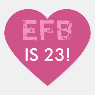 Etiqueta inicial do coração do aniversário