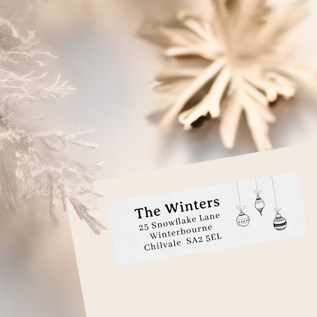 Etiqueta Modern Black Hand-Drawn Minimalist Address Label (Elegant minimalist black and gold hand-drawn Christmas ornaments sketch return address labels)