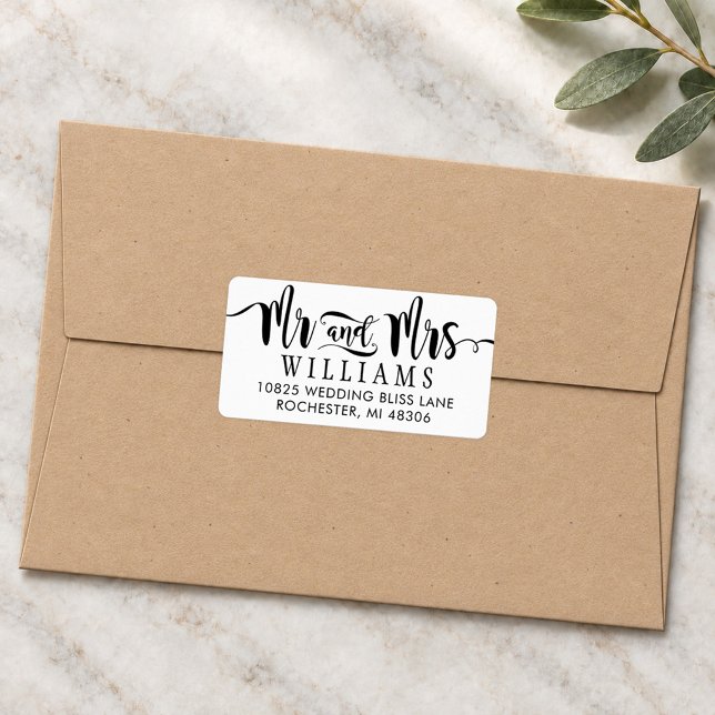 Etiqueta Moderno Casamento Mr e Mrs Brush Script (Criador carregado)