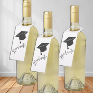 Etiqueta Para Garrafa Capa de Graduado Minimalista Preto e Branco Gradua