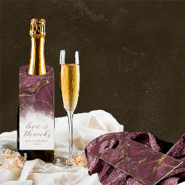 Etiqueta Para Garrafa Casamento Elegante com Brilho de Mármore em Dourad