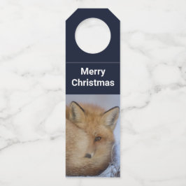 Etiqueta Para Garrafa Fofa Raposa Pequena Encolhida Foto de Inverno Nata