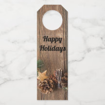 fundo de madeira com pinhas     