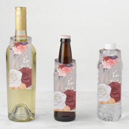 Etiqueta Para Garrafa Padrão floral com rosas rosa, vermelhas e roxas
