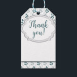 Etiqueta Para Presente Azul e Cinza Romântica Clássica Floral Obrigado<br><div class="desc">Envie uma nota especial de obrigados para clientes,  amigos e família com este adorável design. Apresenta um esquema de cores azul e cinza clássico. Pode ser personalizado com um nome de compro ou mensagem especial.</div>