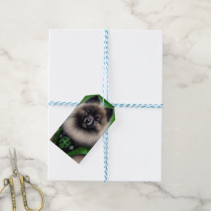 Etiqueta Para Presente Cachorro Keeshond na Rua.