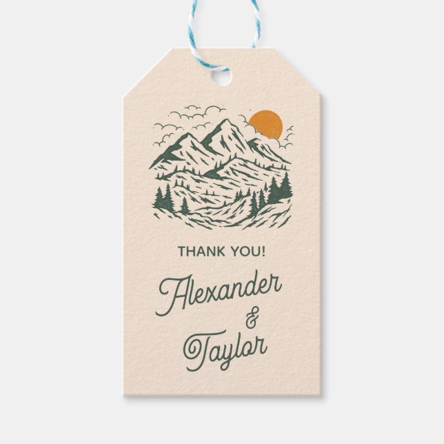 Etiqueta Para Presente Casamento de Paisagem de Montanha Verde Retroativa (Frente)