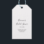 Etiqueta Para Presente Chá de panela Minimalista Simples<br><div class="desc">Essas simples etiquetas minimalistas de presentes de chá de panela são perfeitas para um chá de casamento moderno. O design simples e elegante apresenta a tipografia de scripts clássicos e ricos em preto e branco.</div>