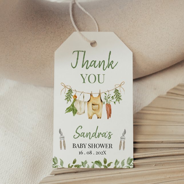 Etiqueta Para Presente Chuva de Bebê Rustica Verde Localmente Cultivada (Locally Grown baby Shower Gift Tag, Locally Grown Farmers Market Baby Shower Gift Tag, Clothesline)