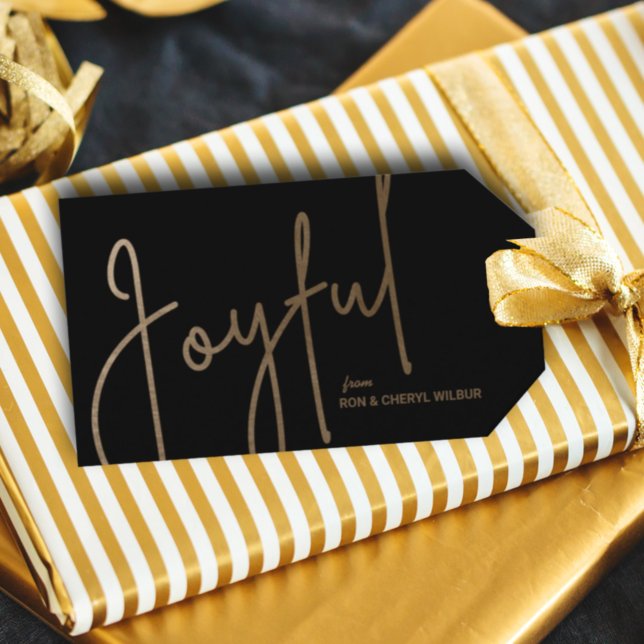 Etiqueta Para Presente Dourado JOYFUL no Natal Negro (Gold JOYFUL text in fancy script on black Christmas gift/favor tags personalized with your names)