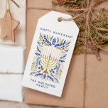 Etiqueta Para Presente Feliz Hanukkah Festivo Watercolor Menorah FOLIAGE<br><div class="desc">Adicione um toque pessoal ao seu presente de Chanucá com esta elegante etiqueta floral de presente com a aquarela Menorah adornada com uma folhagem elegante de trigo numa sofisticada paleta de ouro,  azul claro e azul marinho com duas linhas de texto personalizado.</div>