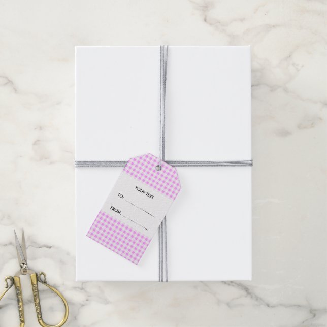 Etiqueta Para Presente Padrões de Gingham Branco Rosa, Seu Monograma (Com cordão)