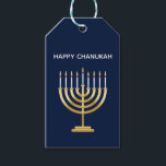 Etiqueta Para Presente Presente Judeu Hanukkah menorah Presente Presente<br><div class="desc">O porta-velas judeu menorah com velas com etiqueta azul de presente para personalizar o seu presente. Você pode personalizar editando o texto ou simplesmente excluindo o texto se preferir.</div>