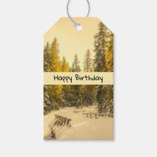 Etiqueta Para Presente Snowy Winter Path com Pine Trees Aniversário