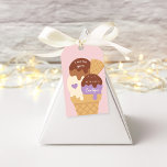 Etiqueta Para Presente Sorvete Sundae Aniversário de criança Obrigado<br><div class="desc">Projetados para combinar os convites de aniversário dos nossos sorvetes sundae para crianças,  estas bonitas etiquetas de favoritos apresentam um cone de três scoop com as palavras "obrigado você" e uma assinatura em letras bonitas no estilo de vintage.</div>