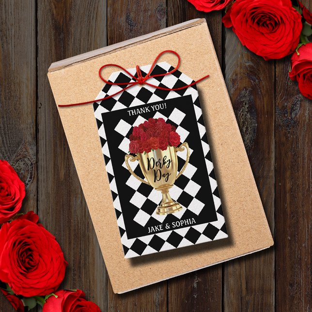 Etiqueta Para Presente Troféu Derby Day e Rosas (Derby day trophy and roses on black and white diamond checks personalized favor gift tags)