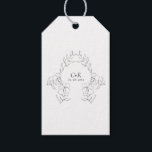 Etiqueta Para Presente Verruga Floral Branca/Preta Moderna Elegante<br><div class="desc">O elegante design de etiqueta de presente preto e branco acentuou-se com uma coroa floral botânica desenhada à mão ideal para qualquer ocasião especial,  incluindo casamentos,  festas de noivas,  aniversários e muito mais. Personalize facilmente as suas informações pessoais,  incluindo monograma e iniciais na parte traseira do cartão.</div>