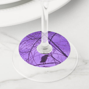 Etiqueta Para Taça De Vinho Silhuette of Black Crow in Tree Branches Purple