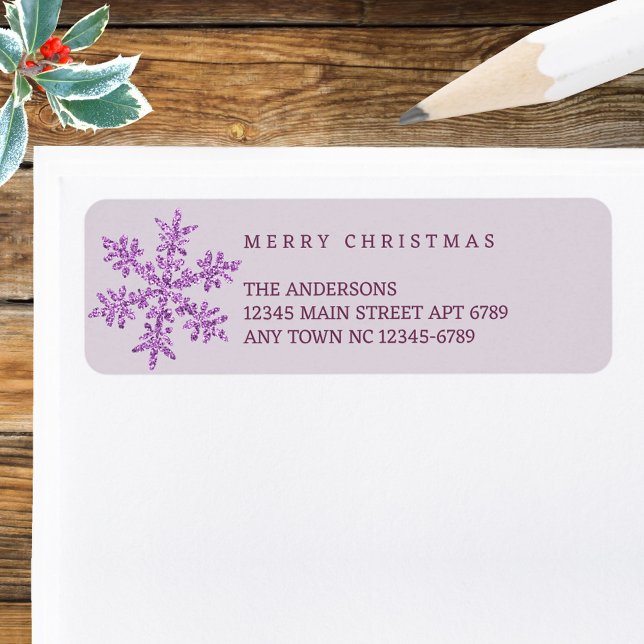 Etiqueta Snowflake Roxo Glam informal Natal (Create your own custom return address labels in this purple faux glitter snowflake Christmas theme)