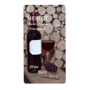 Etiqueta Vidro e garrafa de vinho tinto