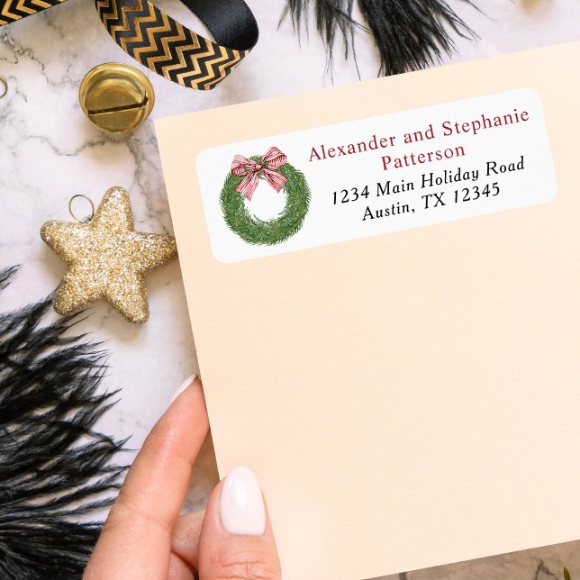 Etiqueta Winter Pine Wreath Stripes Red Bow Christmas (Criador carregado)