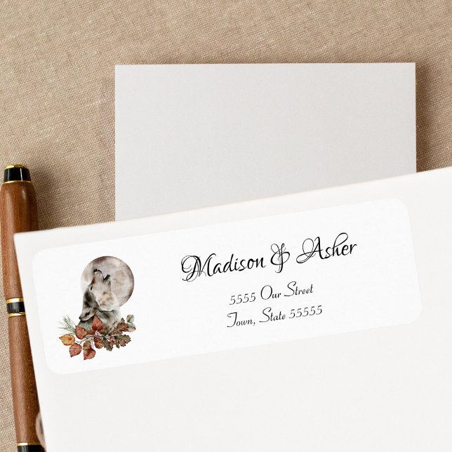 Etiqueta Wolf Howling em Aquarela nas Folhas de Lua (Criador carregado)