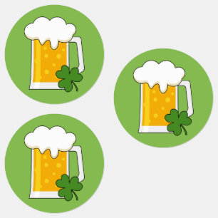 Etiquetas Caneca de Cerveja Irlandesa com Trevo de Shamrock