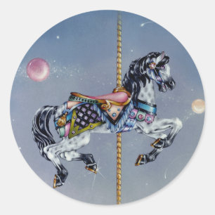 Etiquetas - cavalo cinzento do carrossel da égua