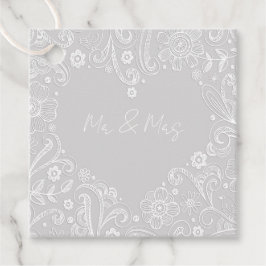 Etiquetas Para Lembrancinhas Amor entre Cinzas de Coração Floral de Doodle e Sr