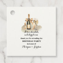 Aniversário comum Elegante Dourado de Celebração D